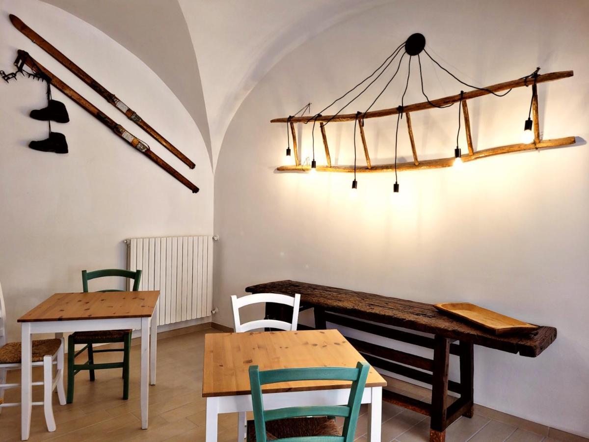 Il Bivacco Del Duomo Bed and Breakfast LʼAquila Buitenkant foto