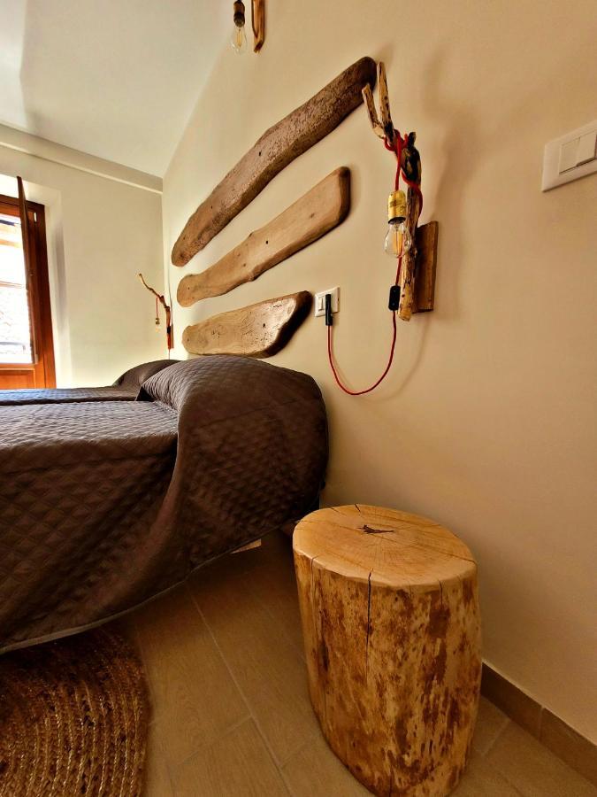 Il Bivacco Del Duomo Bed and Breakfast LʼAquila Buitenkant foto